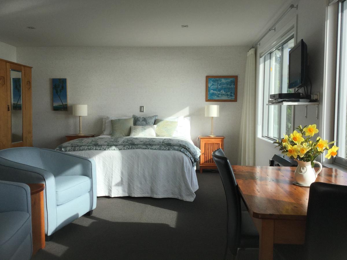 Three Bays Moeraki Exterior photo