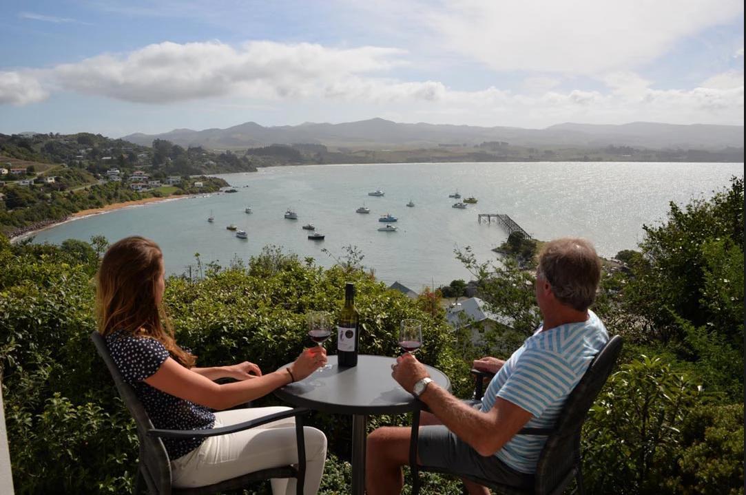 Three Bays Moeraki Exterior photo