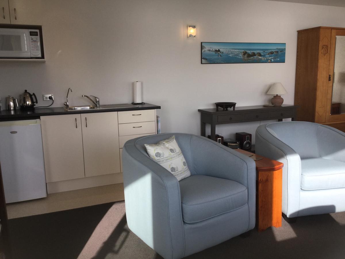 Three Bays Moeraki Exterior photo